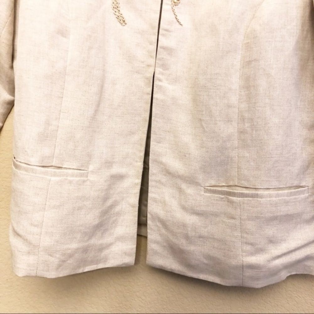 Cold water creek blazer with beads size Pe… - Picture 3 of 6
